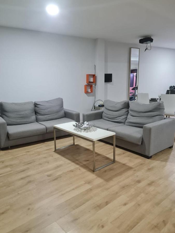 Appartamento Apartamento Loft Acogedor Alhaurín de la Torre Esterno foto
